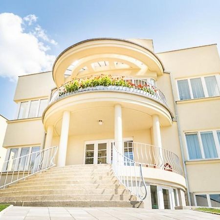 Vila Eva Luhačovice 외부 사진
